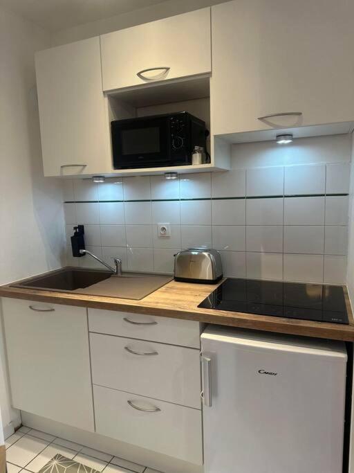 Appartement Neuf Entierement Equipe Proche Centre Amiens Exteriör bild
